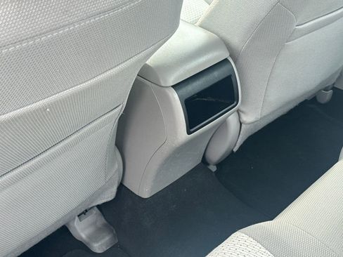 Used 2012 Toyota Camry LE image 35