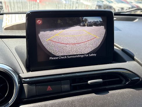 Used 2019 MAZDA MX-5 Miata RF Grand Touring image 22