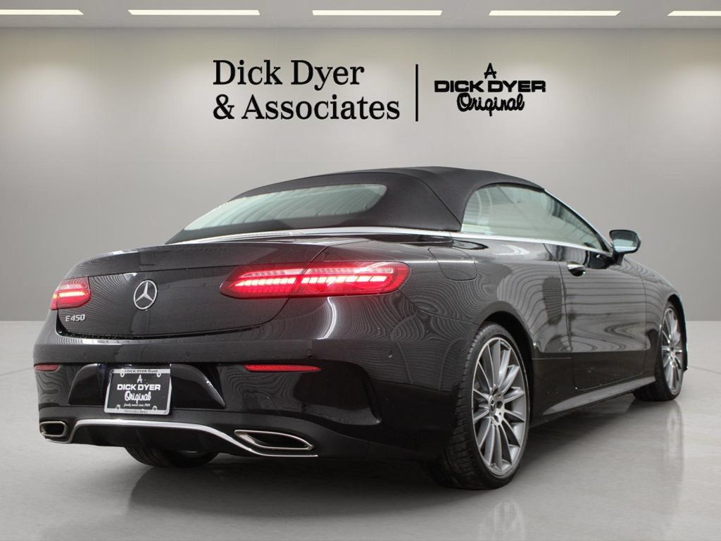 Used 2023 Mercedes-Benz E 450 Cabriolet image 11