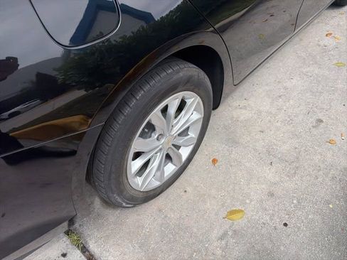 Used 2024 Chevrolet Malibu LT image 9