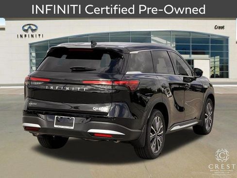 Certified 2026 INFINITI QX60 Luxe w/ Cargo Package AWD/4WD image 3