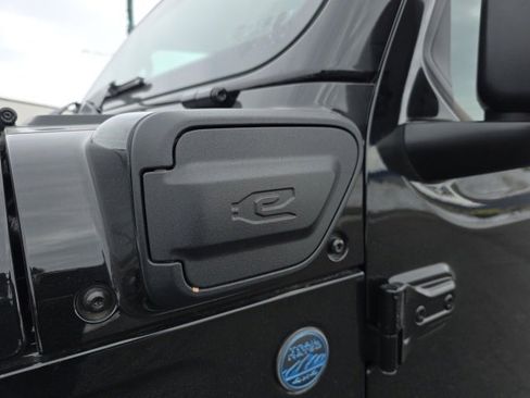 Used 2025 Jeep Wrangler Unlimited Rubicon 4xe w/ Safety Group image 60