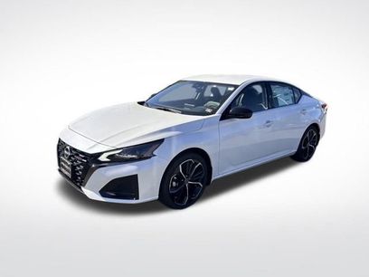 New 2025 Nissan Altima 2.5 SR