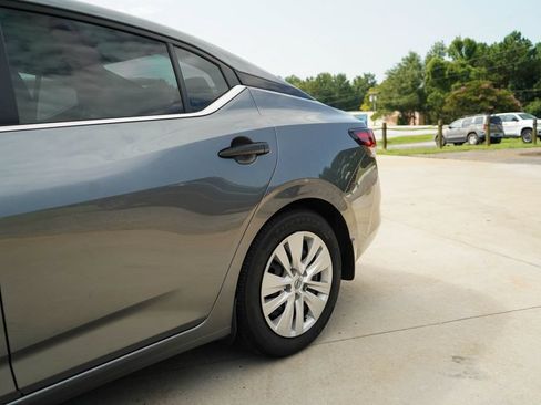 Used 2025 Nissan Sentra S FWD image 21