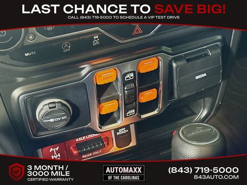 Used 2022 Jeep Gladiator Mojave w/ Cold Weather Group AWD/4WD image 31