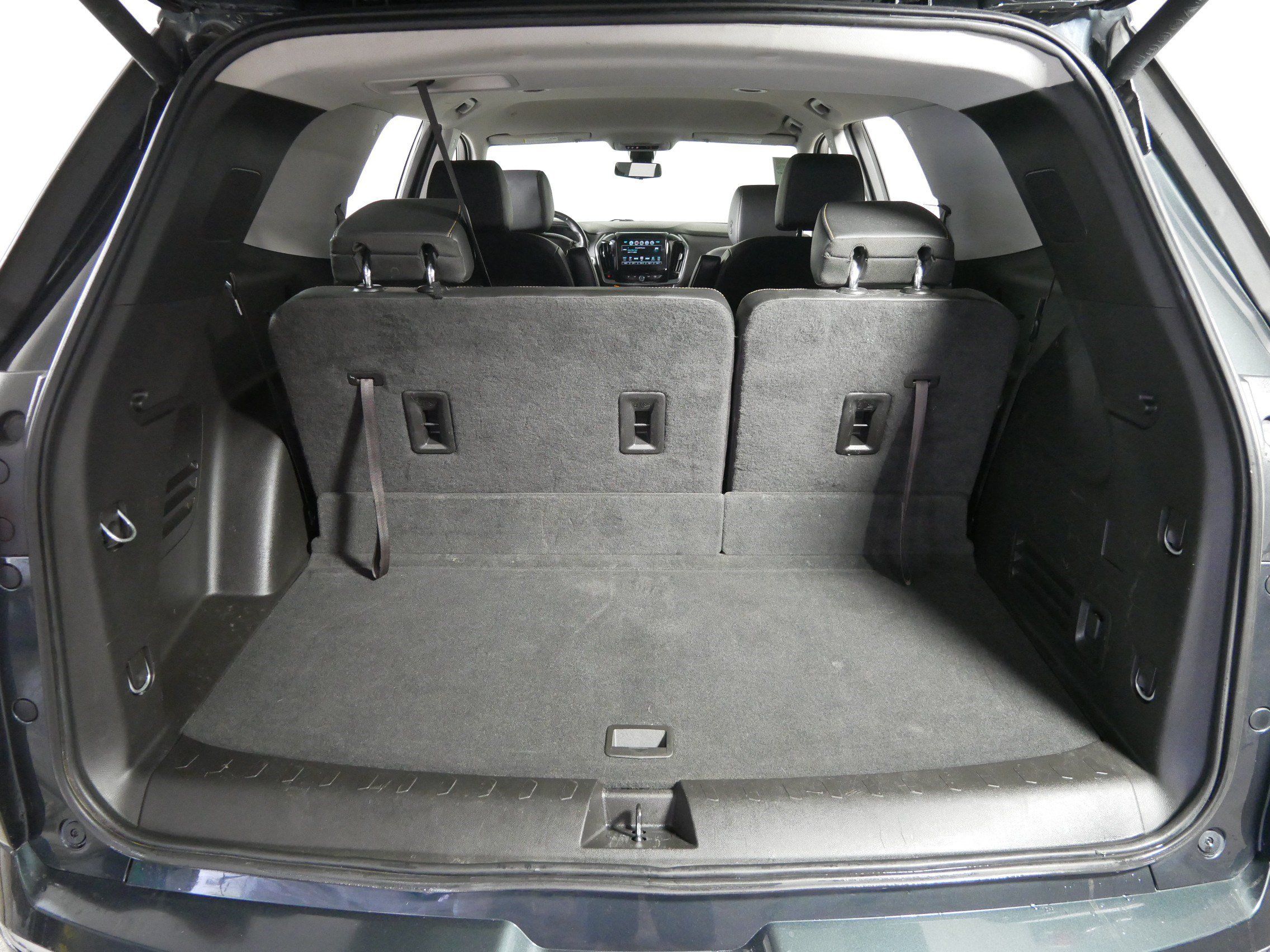 Used 2019 Chevrolet Traverse Premier AWD/4WD image 18