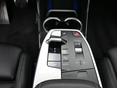Used 2023 BMW X1 xDrive28i w/ Premium Package AWD/4WD image 15