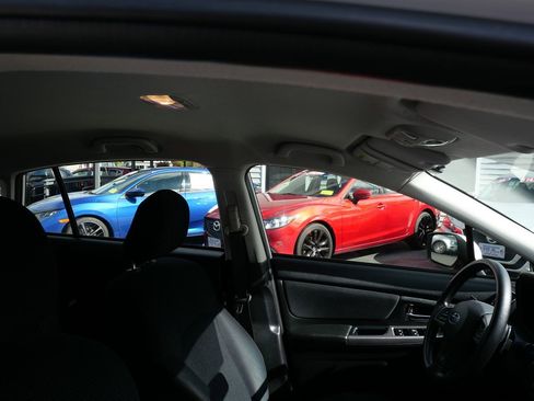 Used 2015 Subaru Impreza 2.0i Premium image 29