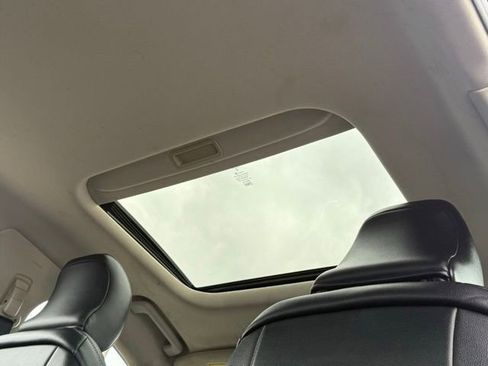 Used 2018 Ford Fusion SE w/ Equipment Group 201A image 21