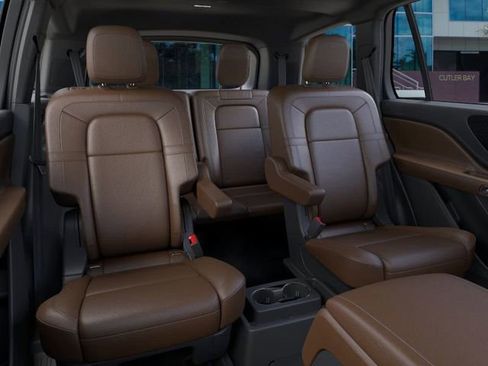 New 2025 Lincoln Aviator Reserve w/ Illumination Package image 11