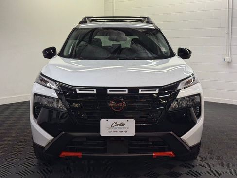 New 2026 Nissan Rogue SV image 5