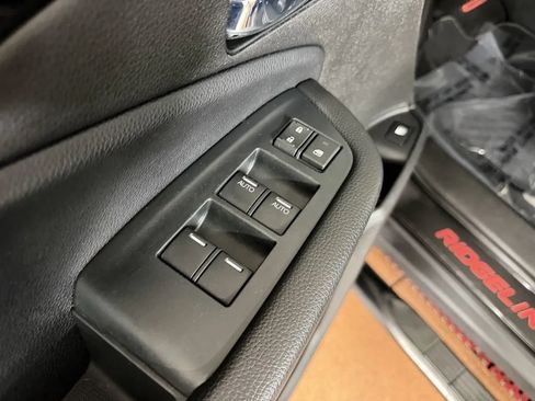 Used 2023 Honda Ridgeline Black Edition image 18