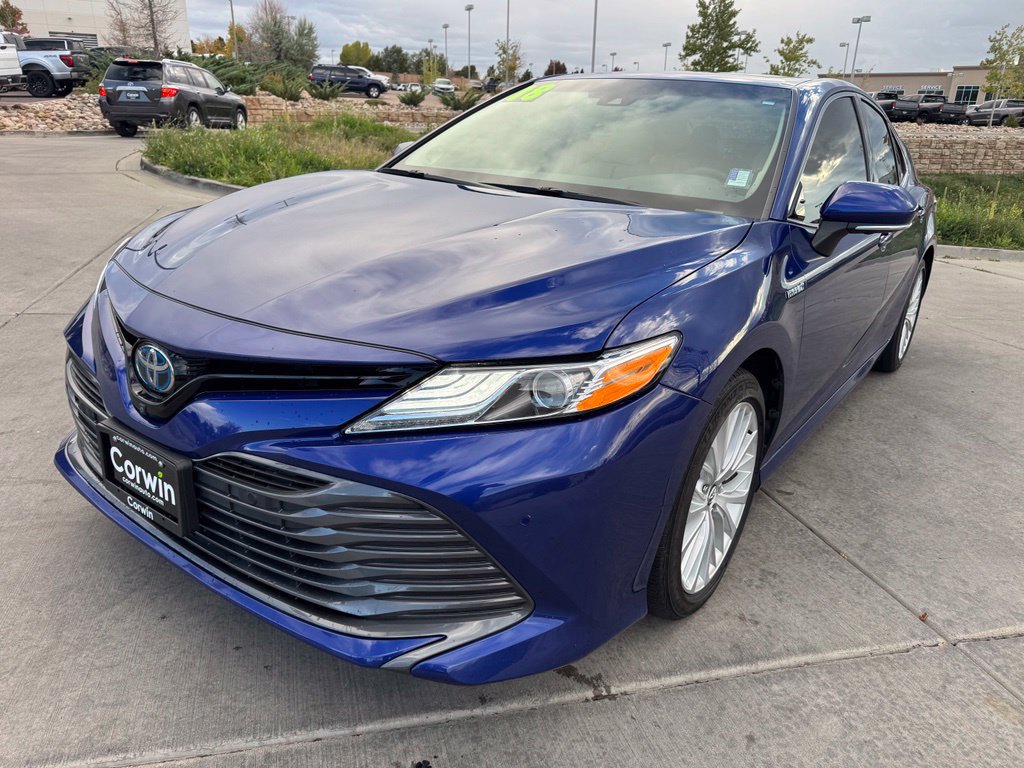Used 2018 Toyota Camry XLE w/ Audio Package FWD image 3
