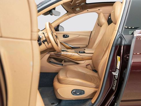 Used 2022 Aston Martin DBX AWD/4WD image 11