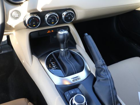 Certified 2025 MAZDA MX-5 Miata Grand Touring RWD image 12