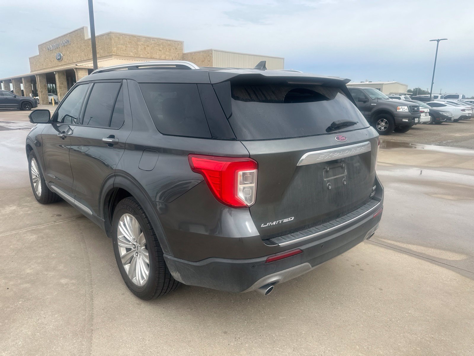 Used 2020 Ford Explorer Limited RWD image 7