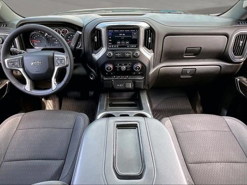 Used 2022 Chevrolet Silverado 1500 LT Trail Boss w/ Bed Protection Package AWD/4WD image 8