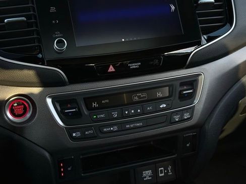 Used 2022 Honda Ridgeline RTL-E image 25