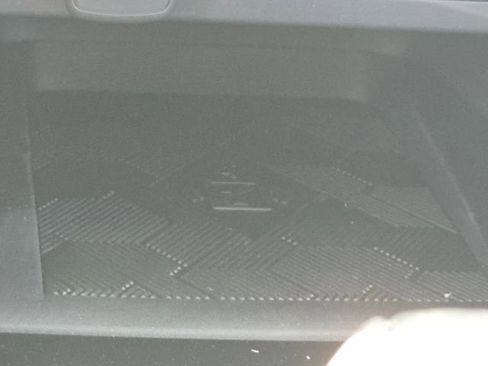 New 2025 Nissan Versa SV w/ Trunk Package image 9