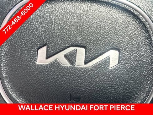 Used 2023 Kia Sorento SX AWD/4WD image 35