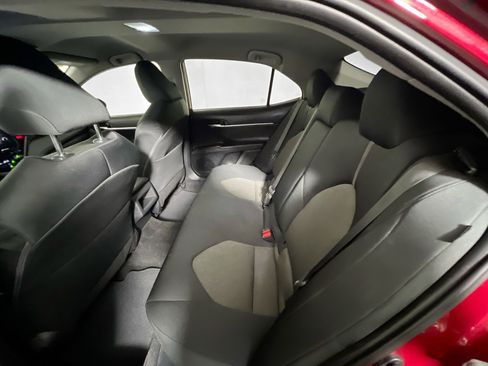 Used 2022 Toyota Camry LE FWD image 28