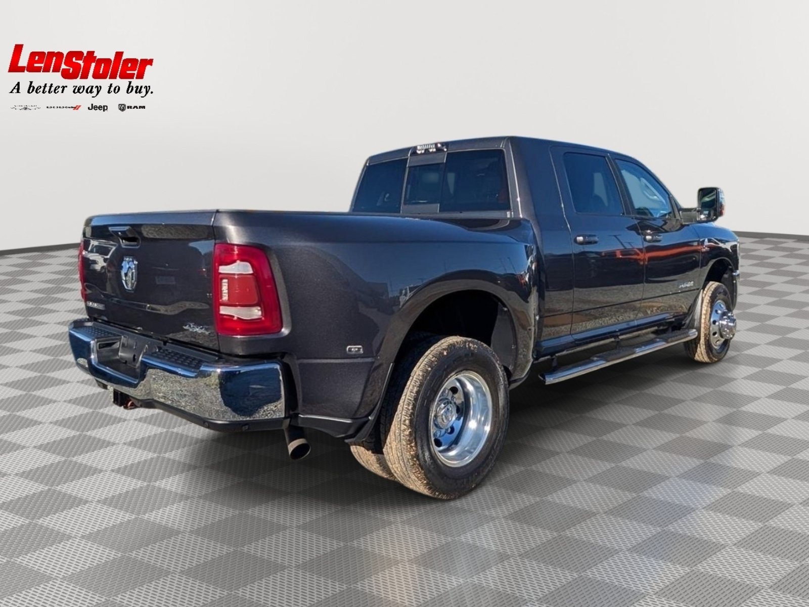 Used 2023 RAM 3500 Laramie AWD/4WD image 5