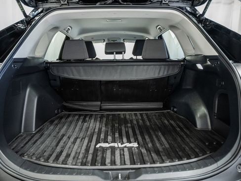 Used 2025 Toyota RAV4 XLE image 8