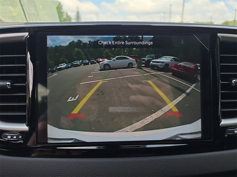 New 2026 Chrysler Voyager LX image 26