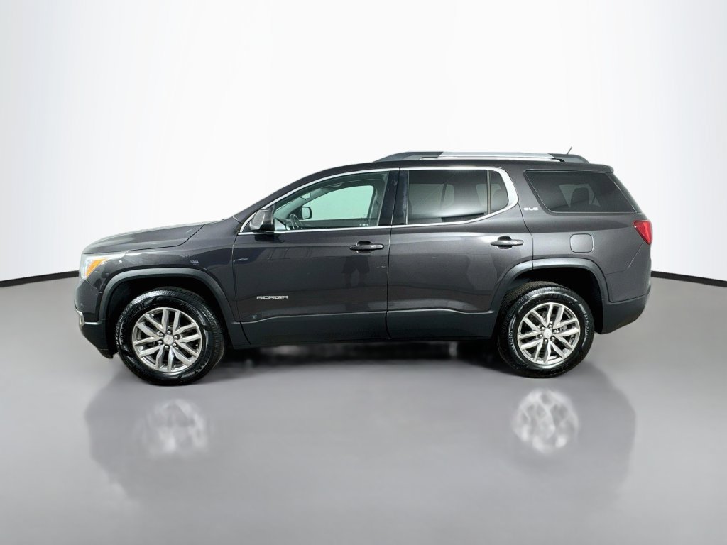 Used 2017 GMC Acadia SLE AWD/4WD image 4