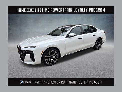 Used 2025 BMW 740i xDrive image 1