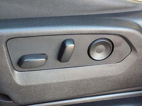 Used 2024 GMC Yukon AT4 w/ AT4 Premium Plus Package image 16