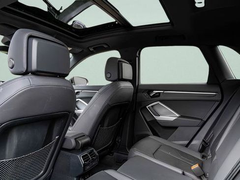 Used 2020 Audi Q3 2.0T Premium Plus w/ Premium Plus Package image 23