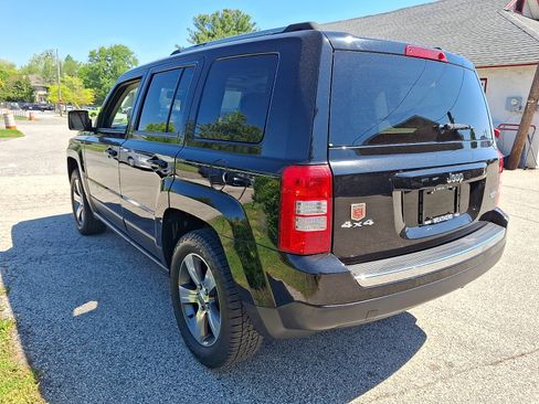 Used 2017 Jeep Patriot High Altitude AWD/4WD image 4