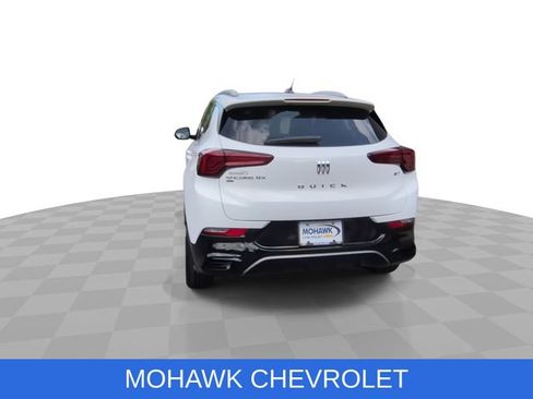 Certified 2024 Buick Encore GX Sport Touring AWD/4WD image 7