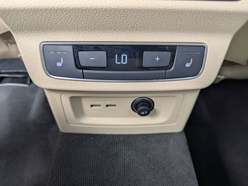 Certified 2025 Audi Q5 Prestige w/ Prestige Package image 21