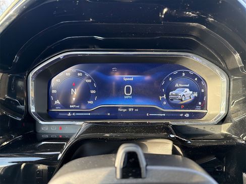 Certified 2025 Chevrolet Silverado 1500 High Country w/ High Country Premium Package image 12