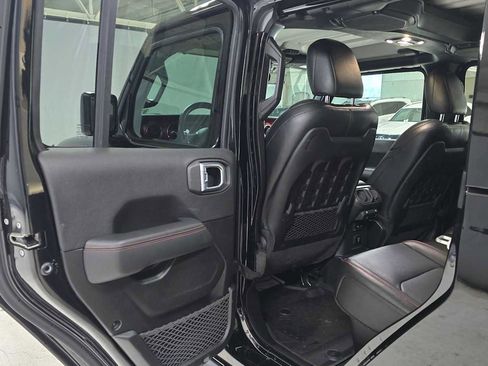 Used 2022 Jeep Gladiator Rubicon w/ LED Lighting Group AWD/4WD image 15