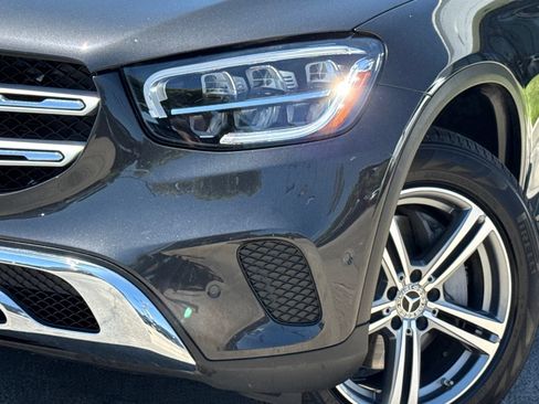 Used 2022 Mercedes-Benz GLC 300 image 3
