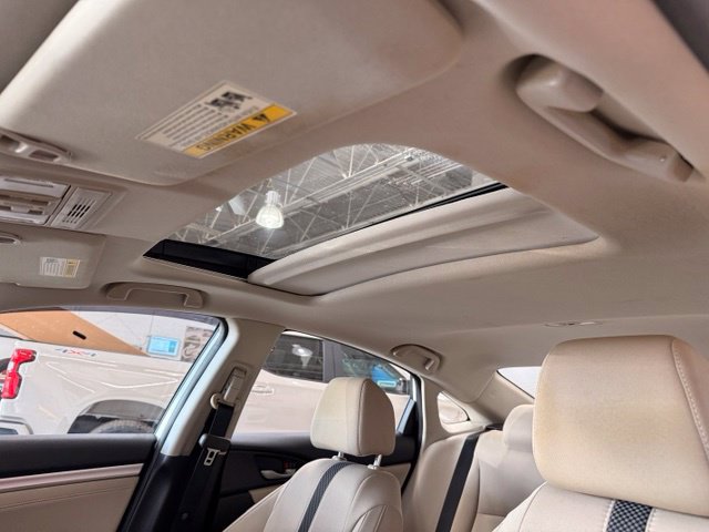 Used 2020 Honda Civic EX image 18