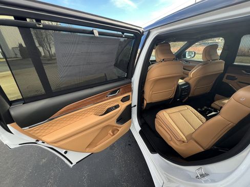 New 2025 Jeep Grand Cherokee L Summit image 14