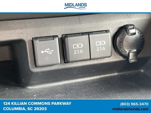 Used 2021 Toyota Highlander Limited AWD/4WD image 35