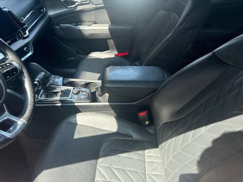 Certified 2023 Kia Sportage X-Pro AWD/4WD image 6