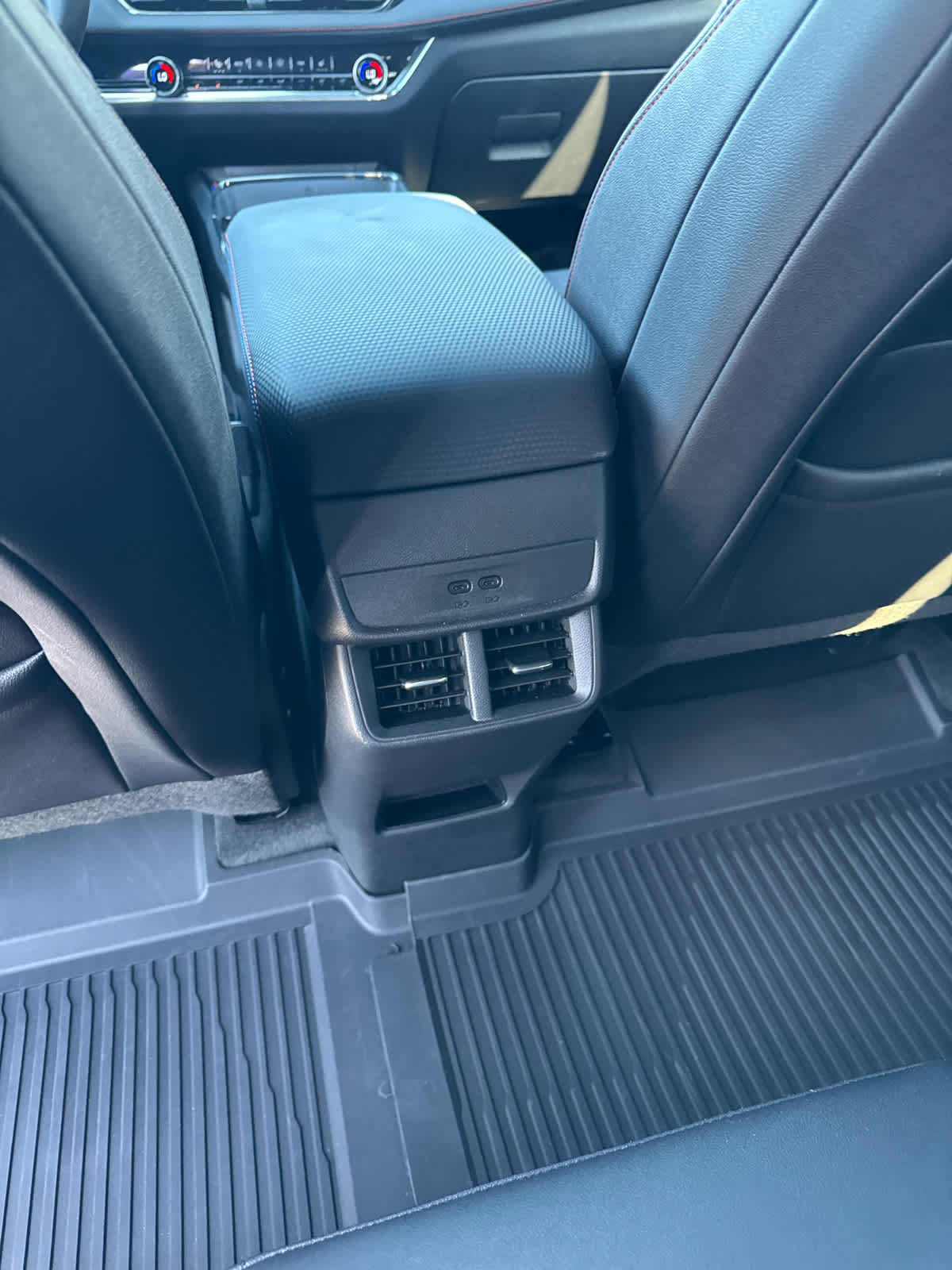 Used 2026 Chevrolet Equinox RS w/ Safety and Technology Package FWD image 14