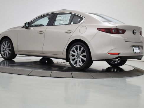 New 2026 MAZDA MAZDA3 2.5 S Sedan w/ Preferred Pkg FWD image 18