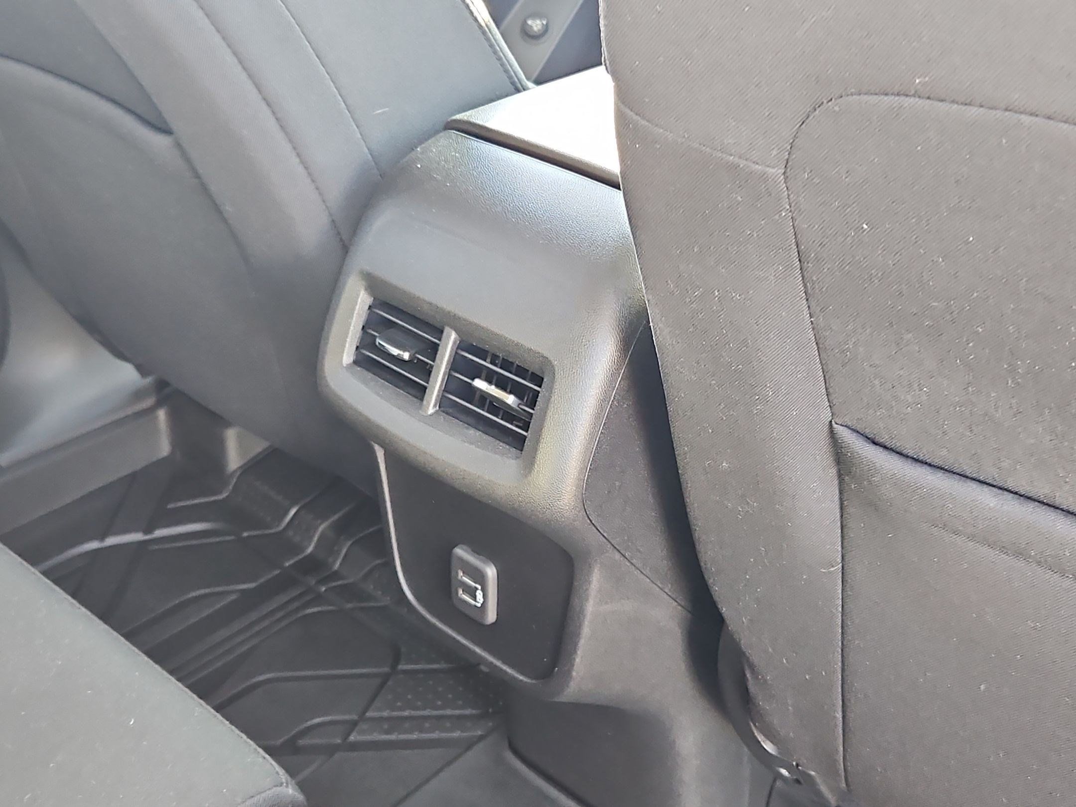 Certified 2020 Chevrolet Equinox LT FWD image 29