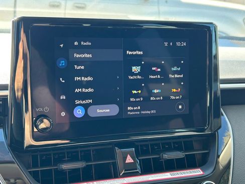 Certified 2025 Toyota Corolla LE image 28