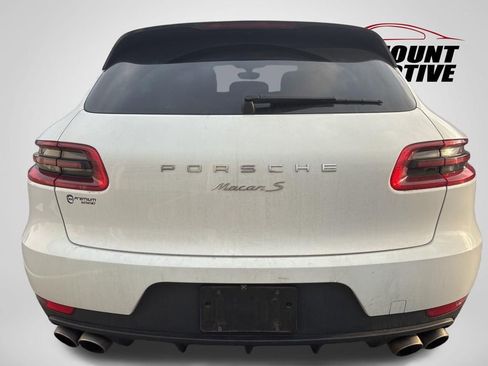Used 2015 Porsche Macan S image 4