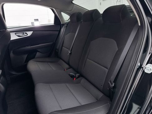 Used 2024 Kia Forte LXS FWD image 28