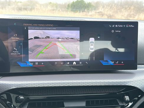 New 2026 BMW 330i Sedan w/ M Sport Package image 24