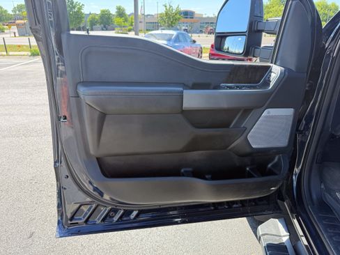 Used 2025 Ford F250 Lariat w/ Lariat Ultimate Package AWD/4WD image 10